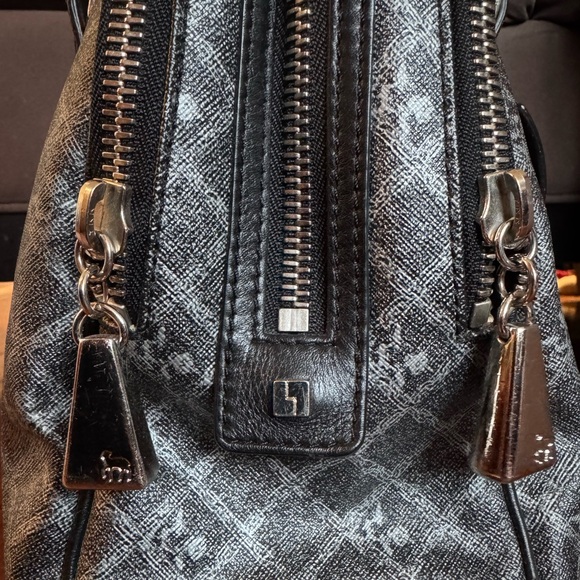 L.A.M.B. Oxford Silver Triple Zip Satchel Handbag - Picture 4 of 11